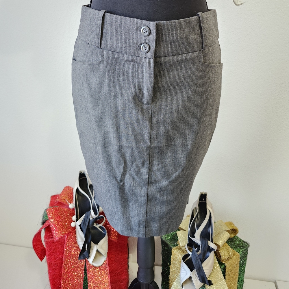 SEXY X TIGHT FIT Express Styl Tapered Slim Fit Pencil Skirt For The Office